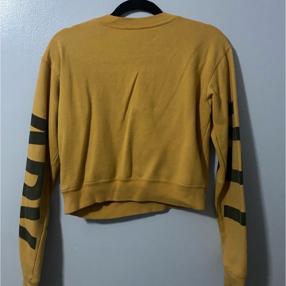 “legendary” cropped sweatshirt